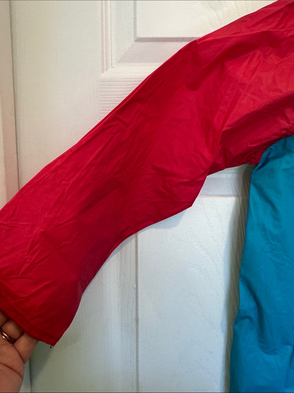 Vintage Disney Pocahontas Red & Teal Hooded Rain Jacket with Character Graphic - Picture 7 of 7
